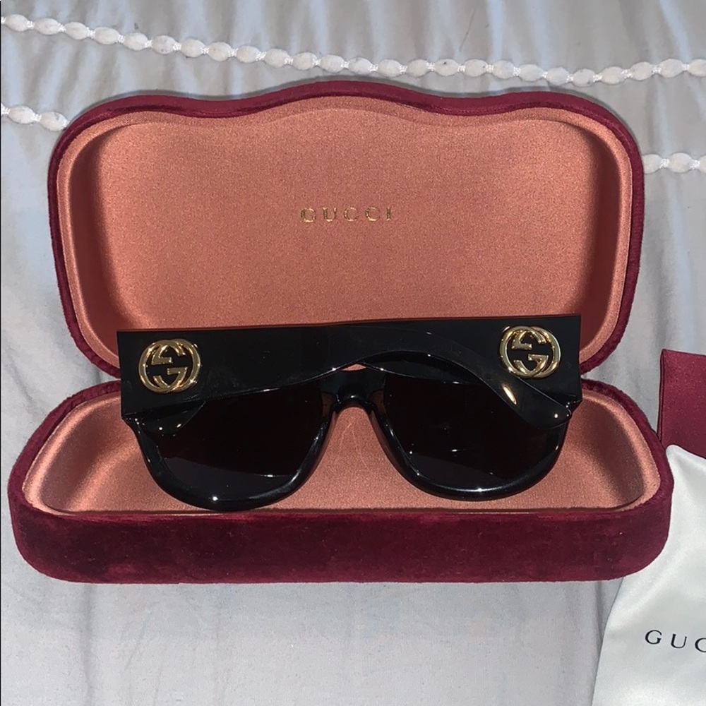 Gucci SunglassesNWOT - Picture 10 of 16